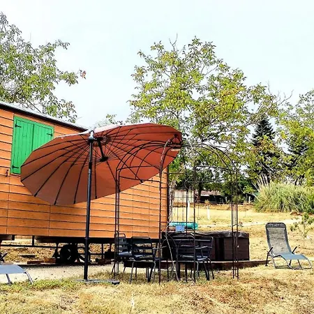 Terra Bulle - Roulotte Climatisee Avec Privatif Parque de Campismo Villeneuve-sur-Lot