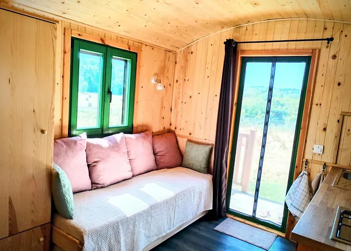 Kemping Terra Bulle - Roulotte Climatisee Avec Privatif *